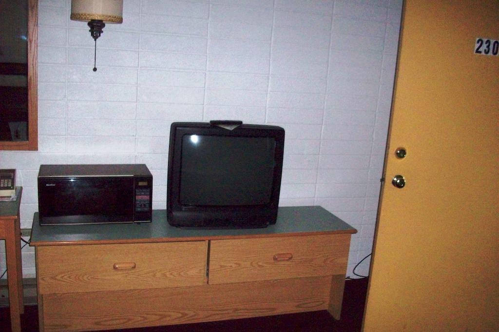 Hilander Motel Mountain Home Room photo